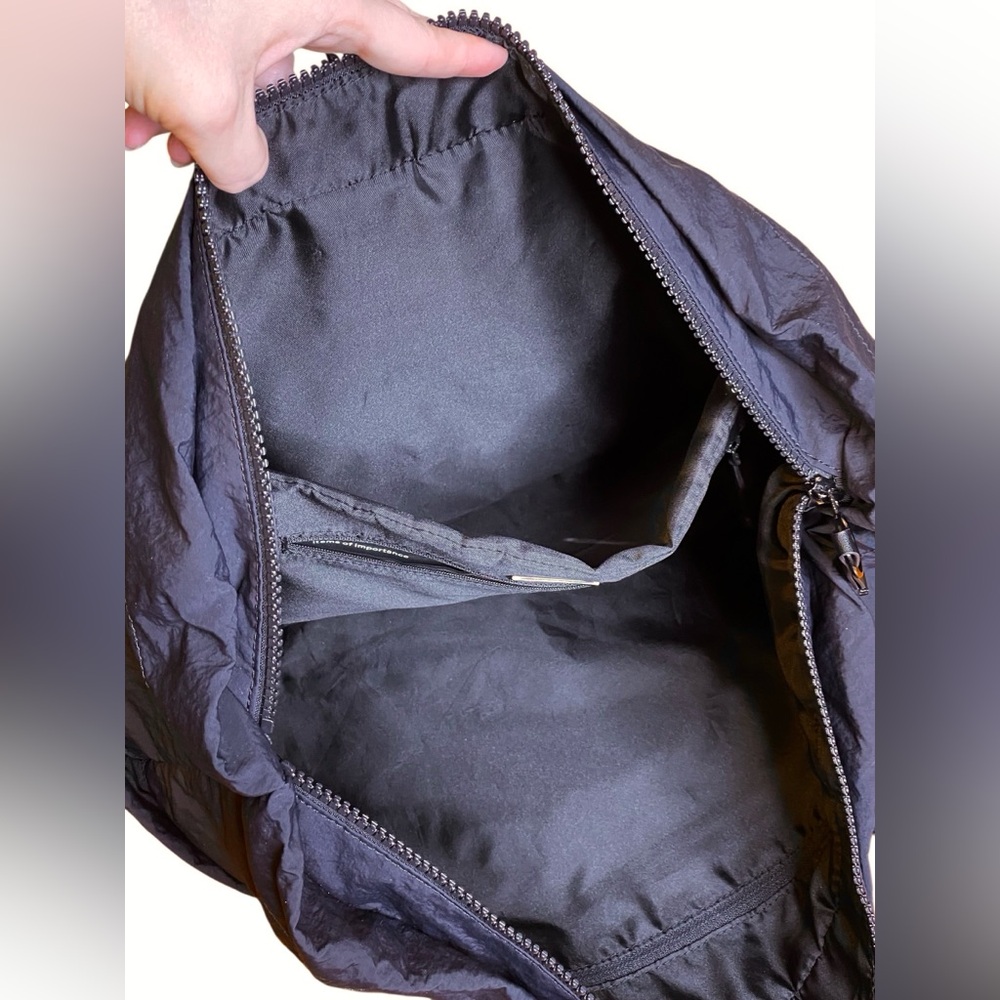 Lululemon Black Nylon Weekender Laptop Gym Tote Multi Pocket Bag - Picture 10 of 12